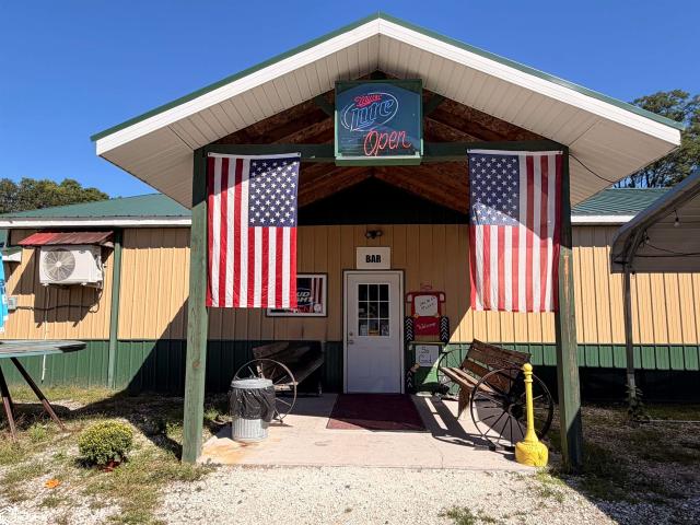 Commercial for sale in Oquawka, Henderson County