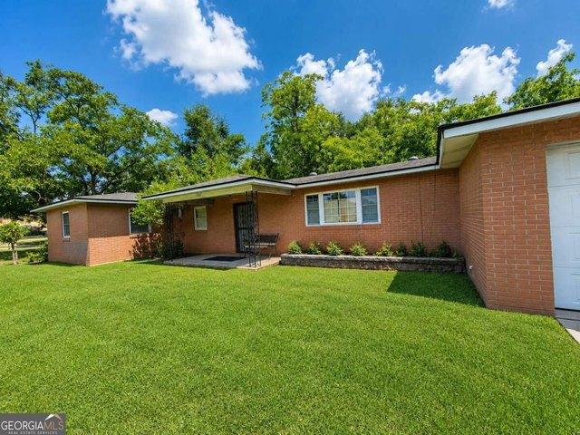 House for sale in Jackson Heights, Albany