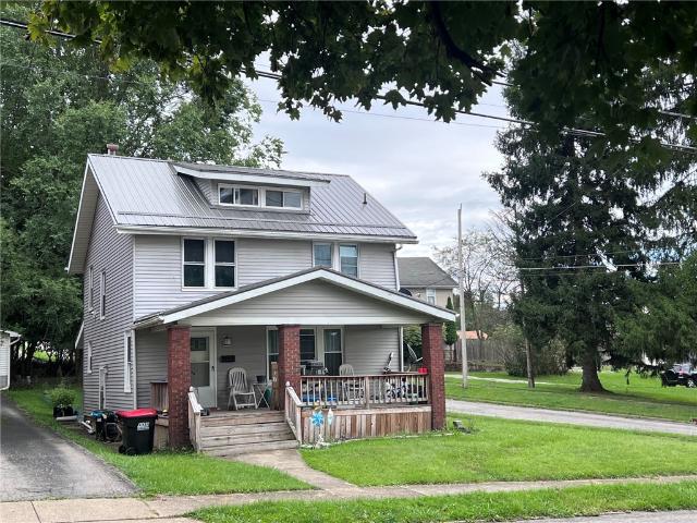 House for sale in New Castle, Pennsylvania