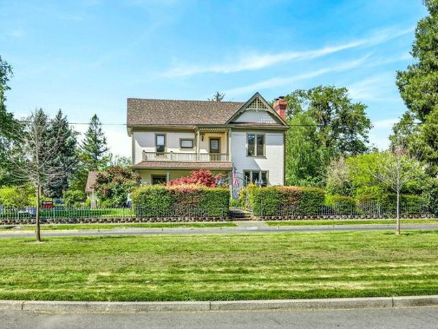 House for sale in Oregonia