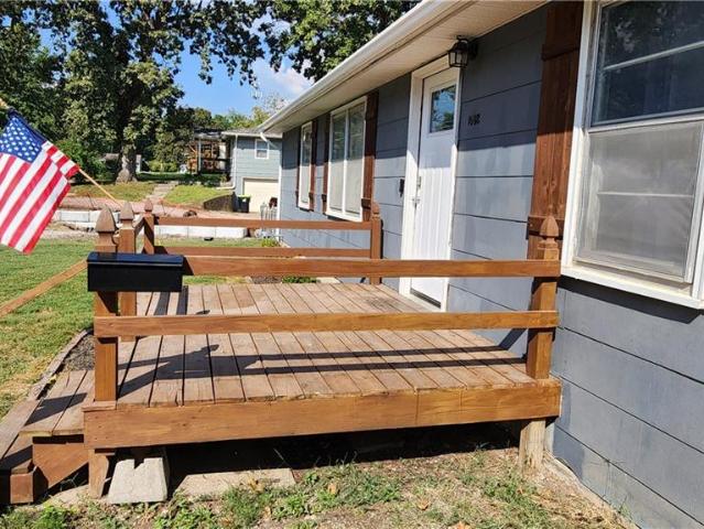 House for sale in Harrisonville, Cass County