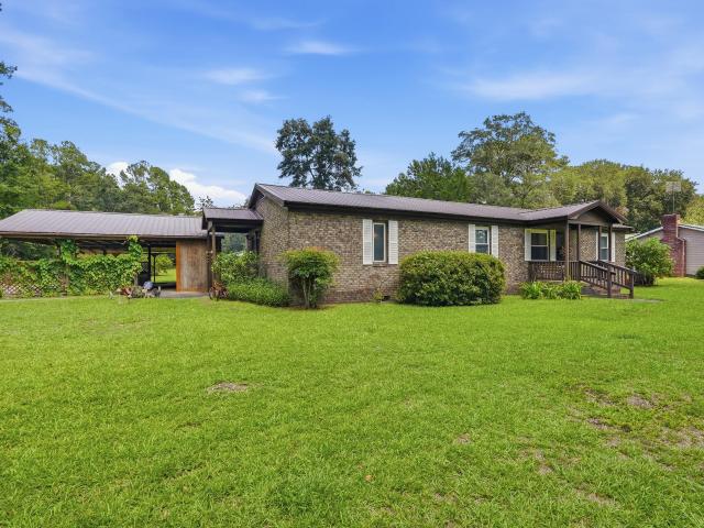 House for sale in Walterboro, South Carolina