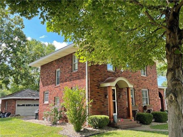 House for sale in New Philadelphia, Ohio