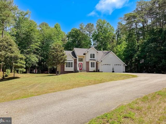 House for sale in Lusby, Maryland