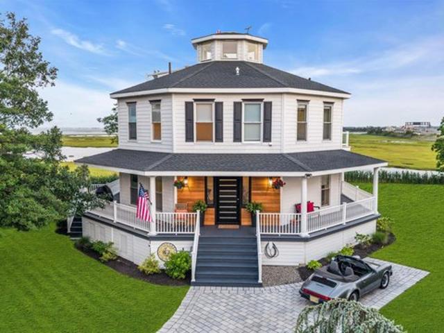 House for sale in Somers Point, New Jersey