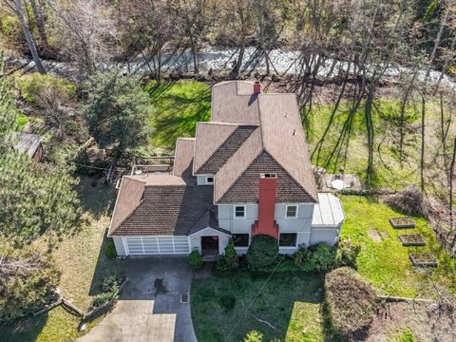 House for sale in Oregonia