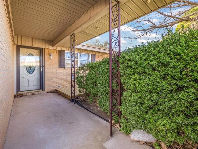 House for sale in Comanche, Texas