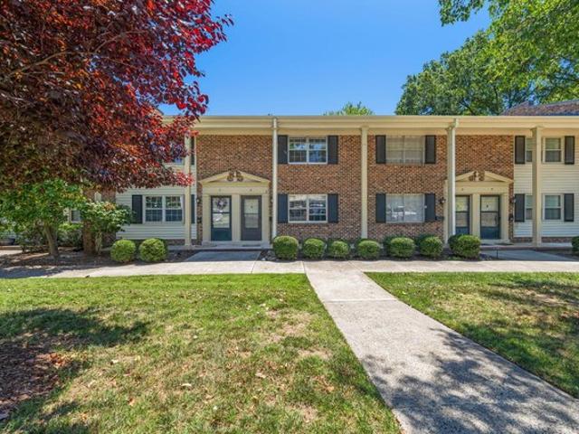 Condo for sale in Chapel Hill, North Carolina