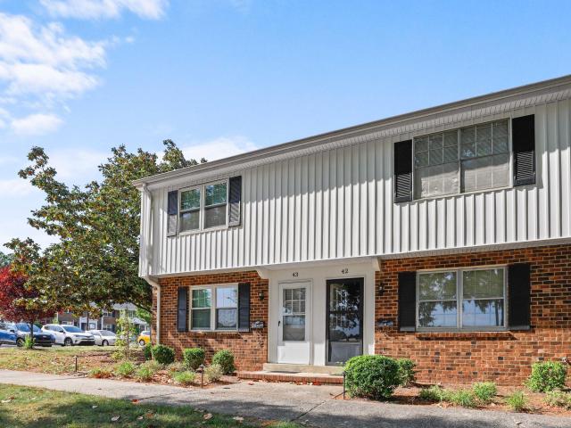 Condo for sale in Chapel Hill, North Carolina