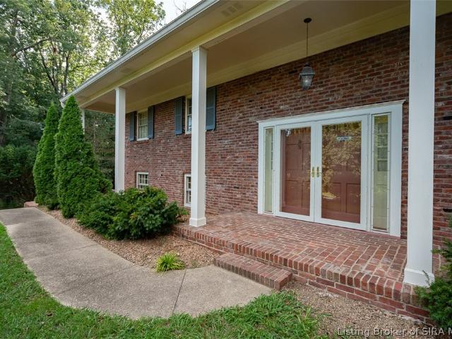 House for sale in New Albany, Indiana
