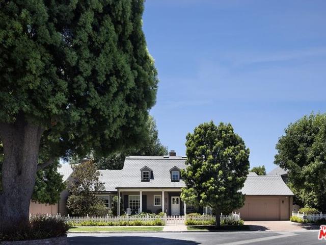 House for sale in Canoga Park, California