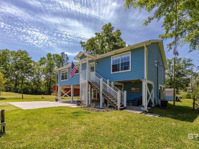 House for sale in Elberta, Alabama