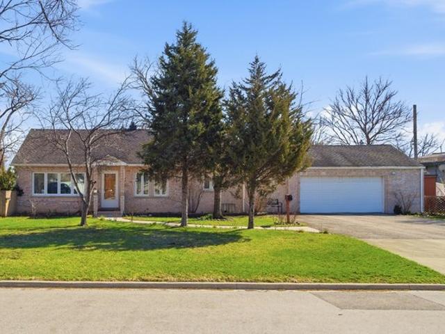 House for sale in Schiller Park, Illinois