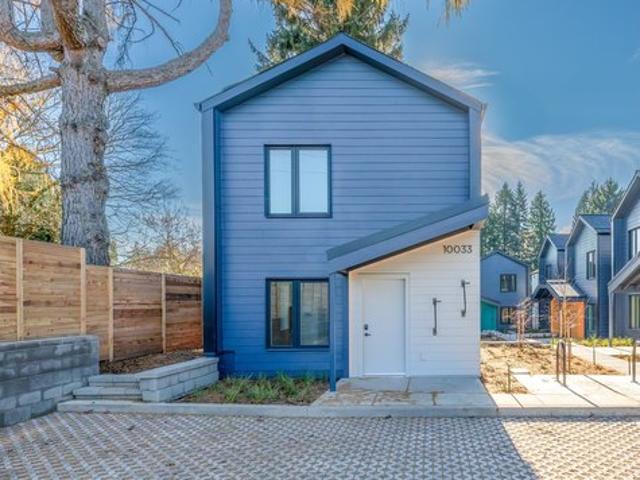 Condo for sale in Oregonia