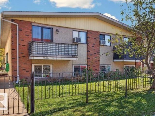 House for sale in West Jasper Place (Neighbourhood), Edmonton