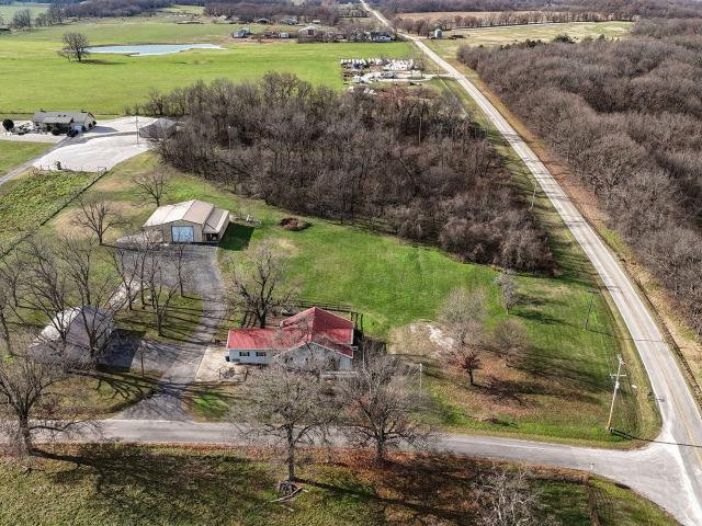 House for sale in Sarcoxie, Missouri