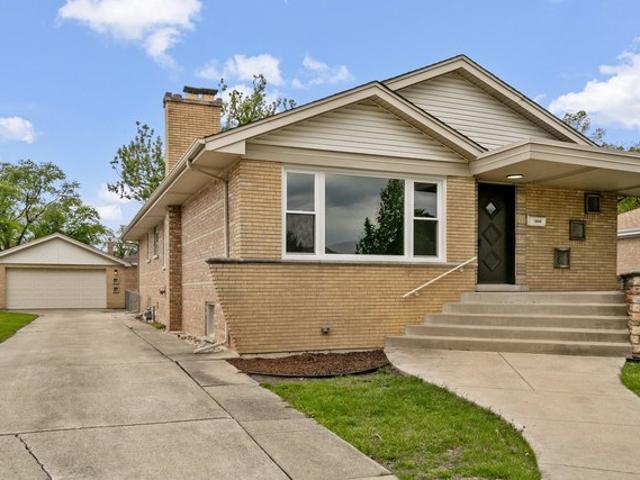 House for sale in Oak Lawn, Illinois