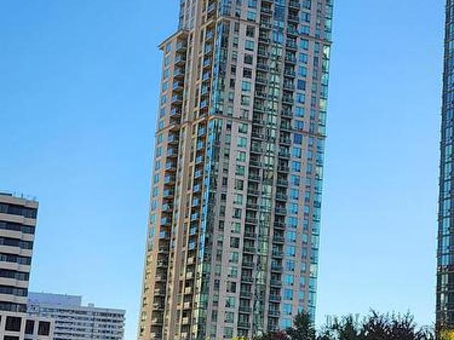 Condo for sale in Fairview, Mississauga