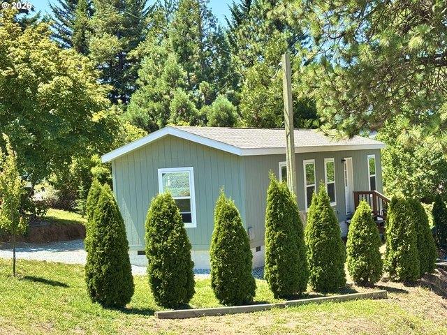 House for sale in Myrtle Creek, Douglas County