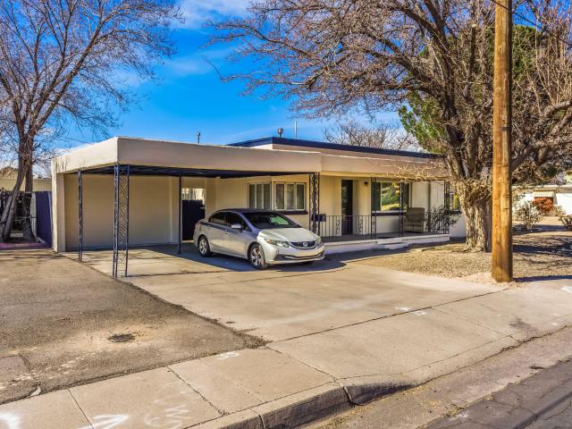 House for sale in New Mexico