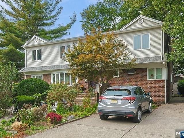 House for sale in Fort Lee, New Jersey
