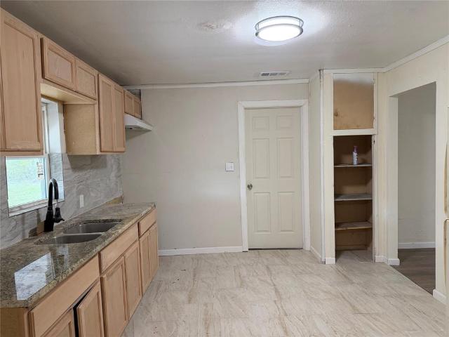 House for sale in Mexia, Limestone County