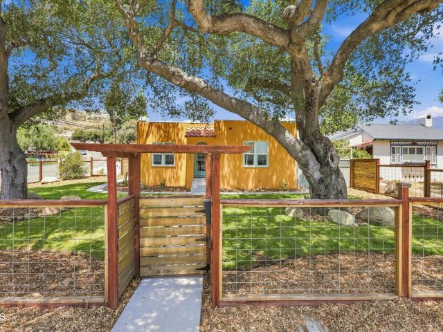 House for sale in Santa Paula, California