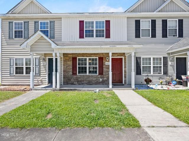 Townhouse for sale in Jacksonville, North Carolina