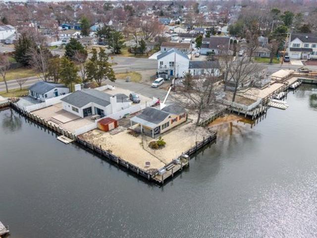 House for sale in Lanoka Harbor, New Jersey