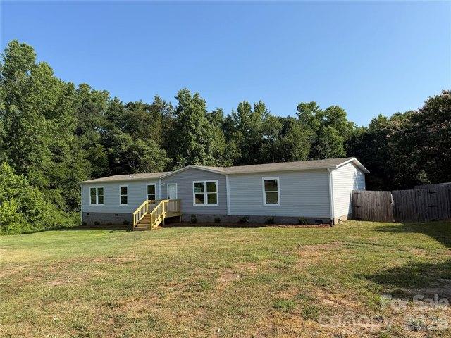 House for sale in Grover, North Carolina