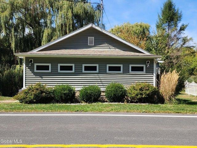 House for sale in New York