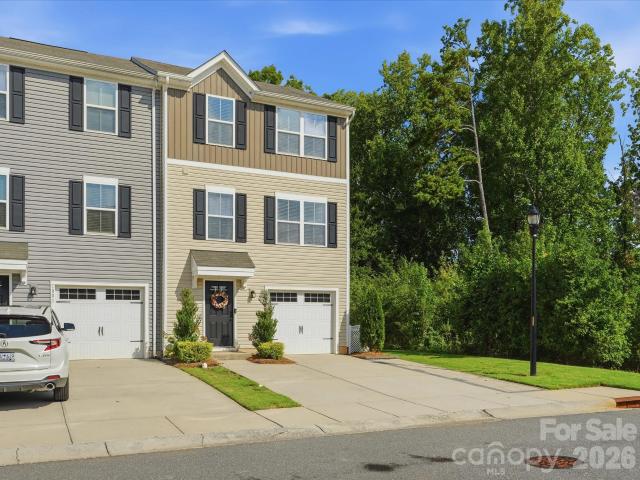 Townhouse for sale in Fort Mill, South Carolina