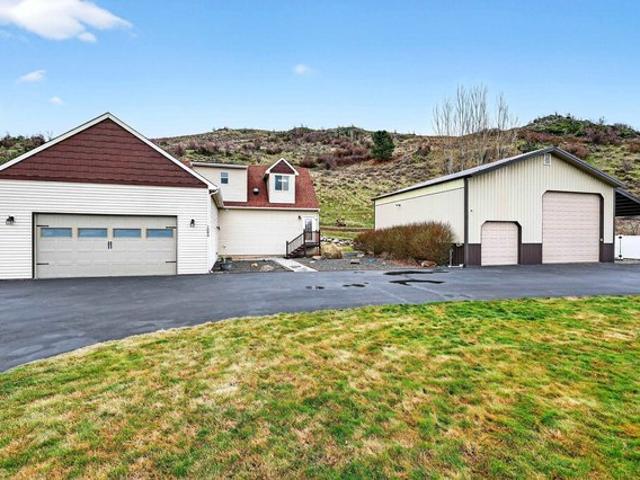 House for sale in Greenacres, Washington