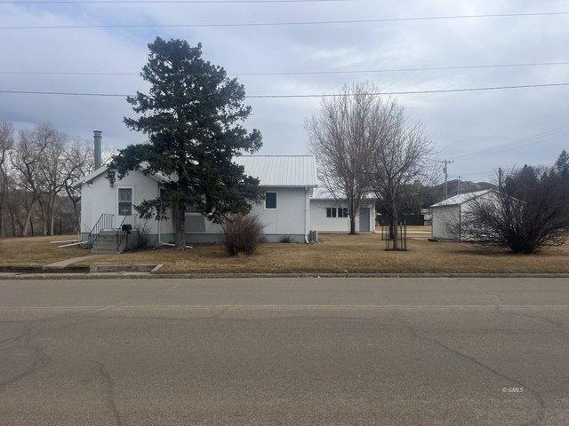 House for sale in Glendive, Montana