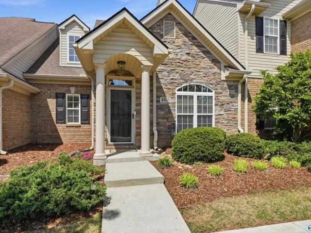 Townhouse for sale in Huntsville, Alabama