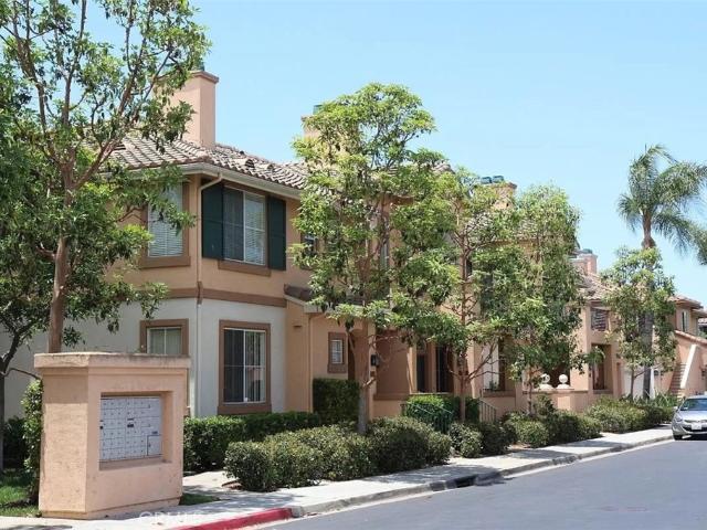 Condo for sale in Irvine, California