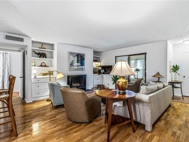 Condo for sale in Atlanta, Georgia