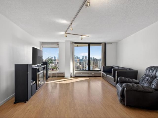 Condo for sale in Wedgewood, Alberta