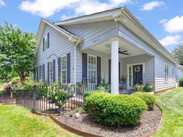 House for sale in Mecklenburg, North Carolina