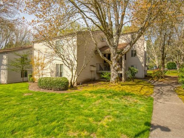Condo for sale in Oregonia