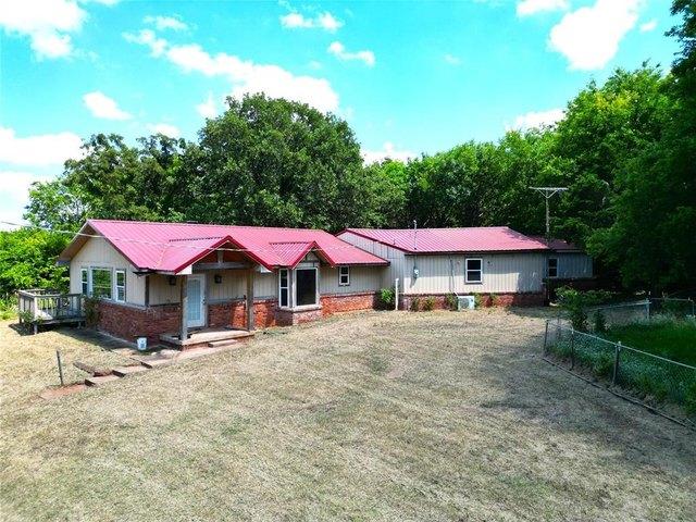 House for sale in Meeker, Oklahoma