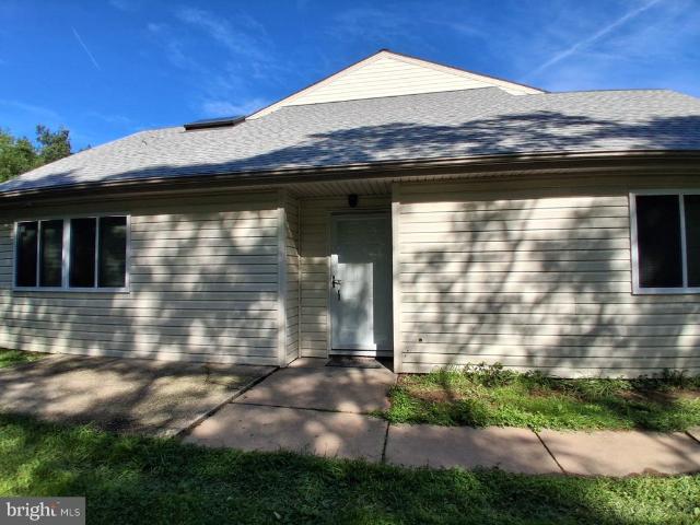 Condo for sale in Sunrise East Condominiums, Edgewood