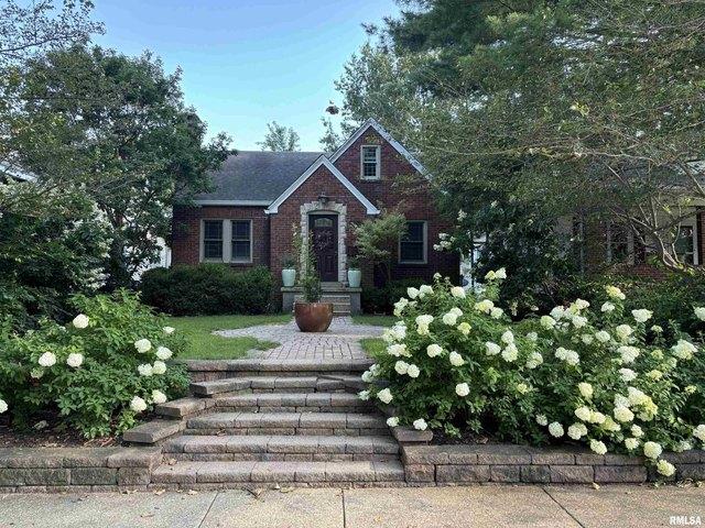 House for sale in Springfield, Illinois