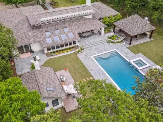 House for sale in Denton House for sale in Denton