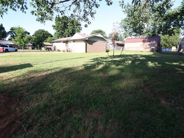 House for sale in Maysville, Oklahoma