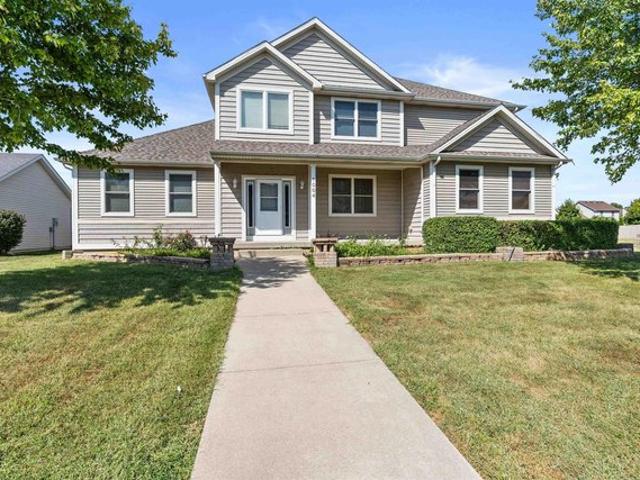 House for sale in Forsyth, Macon County