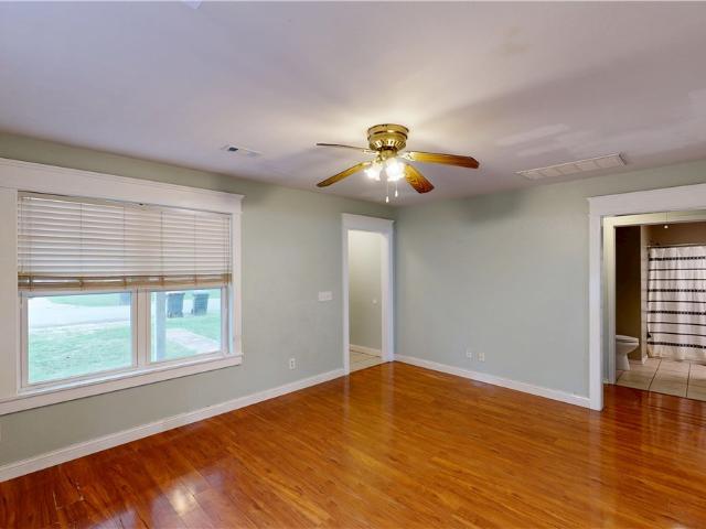 House for sale in Springdale, Washington County