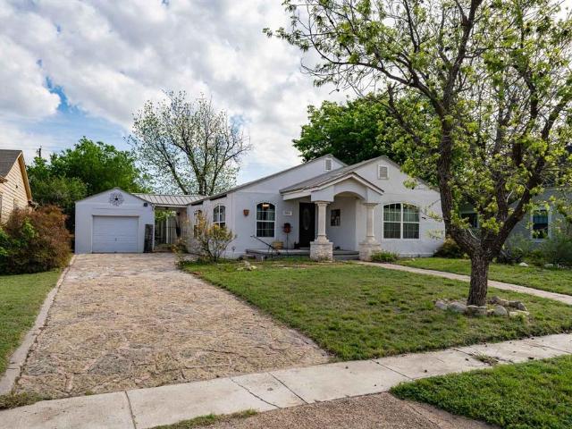 House for sale in Ballinger, Texas