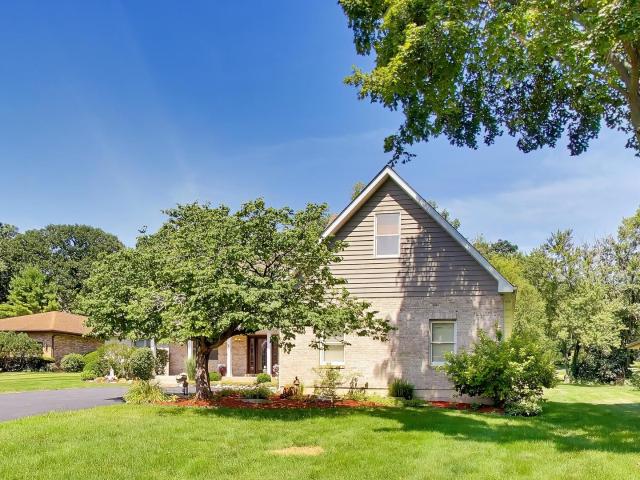House for sale in Mchenry, Illinois