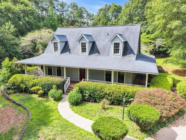 House for sale in Pendleton, South Carolina